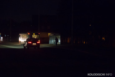 Жители Полигона просят восстановить и дооборудовать освещение на центральной улице