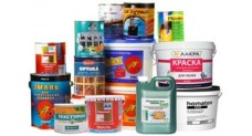 Лакокрасочная продукция в магазине стройматериалов…