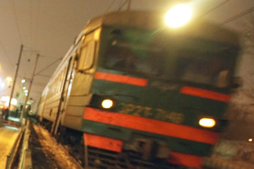 Электропоезд сбил пешехода на станции Колодищи