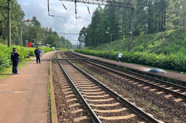 В Колодищах под электропоезд попал 55-летний мужчина
