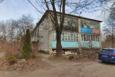 В Городище ремонтируют многоквартирный дом 1970-х годов: как он сейчас выглядит 