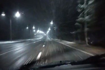 Пользователь снял видео о необычном уличном освещении в Колодищах