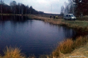 На озере по улице Козлова в Колодищах утонул человек
