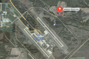 В деревне за аэропортом продают два участка с аукциона. Начальные цены по 30 тысяч рублей