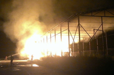 В деревне Старина Колодищанского с/c случился серьезный пожар на территории овощной фабрики