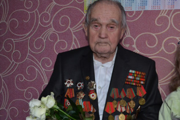 Депутат Найдович и коллектив МАП ЗАО поздравили Колодищанского ветерана ВОВ с 97-летием