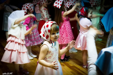 В Колодищанском доме культуры 8 марта прошел праздничный концерт. Фото