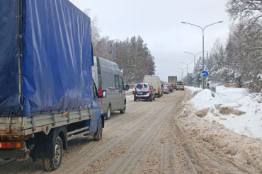 КГК провел горячую линию по вопросам строительства и содержания дорог в Минском районе