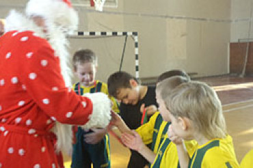В рамках проекта "Фабрика футбола для детей" прошел Рождественский футбольный турнир