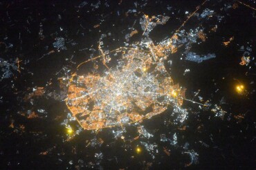 Роскосмос опубликовал снимок ночного Минска. Колодищи тоже видны