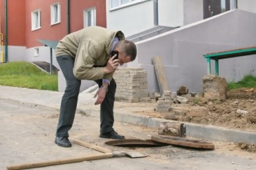 УКС Минского района накажут за ввод в эксплуатацию домов без канализации, электричества и воды