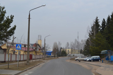 По улице Чкалова до здания МЧС была восстановлена линия уличного освещения