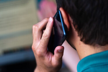 Осторожно, мошенники! Жителям Колодищ звонят "из поликлиники" и просят данные паспорта