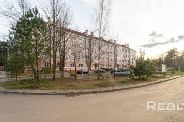 В Колодищах продают квартиру в доме 1932 года постройки. Какие там планировки?