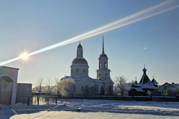Во сколько пройдет раздача освященной воды в храмах Колодищ на Крещение