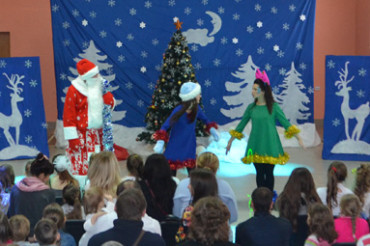 В Колодищанском КСЦ состоялся Новогодний праздник для детей. Фото и видео