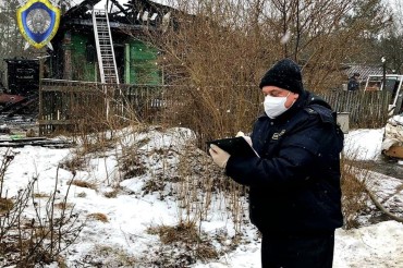 В поселке Сухорукие в результате пожара погибли трое мужчин