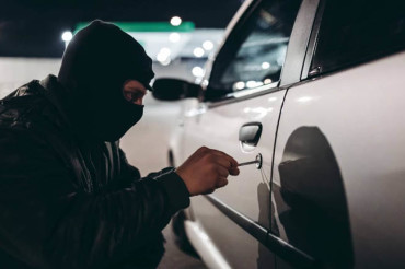 В Колодищах парень похитил имущество из автомобиля и сам сознался в этом милиции