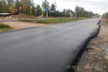 В МРИК ответили, что асфальтирование дороги в Колодищи-2 выполнено. Жители опубликовали фото
