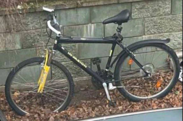 Милиция ищет пропавший велосипед в Колодищах. Его забрал неизвестный возле дома по улице Ягодная