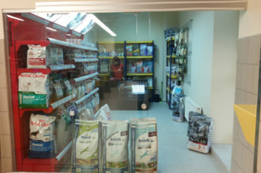 Магазин "Зоотовары" открылся по адресу улица Звездная, 1 - в здании магазина "Евроопт"