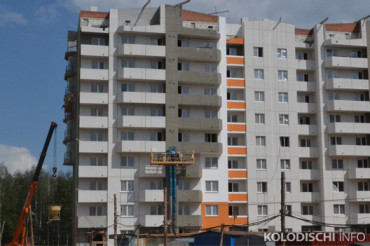 ​На "прямой линии" жительнице Колодищ пояснили по вопросу улучшения жилищных условий