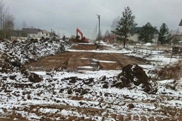 На Полигоне начались работы по строительству центральной дороги на участке 5,8 - 7,2 км