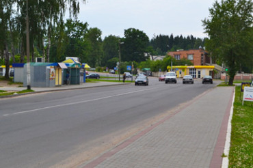Расширение до 4-ех полос, тротуар, велодорожка, освещение: подробная схема центральной дороги аг. Колодищи