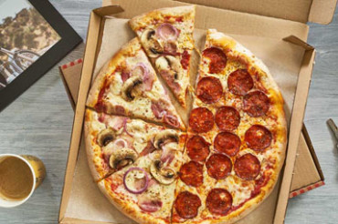 Напиши комментарий и выиграй две пиццы с доставкой в Колодищах