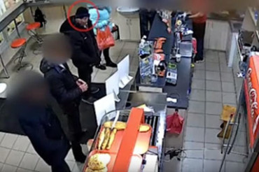 В Колодищах мужчина украл рюкзак у посетителя кафе, теперь его ищет милиция