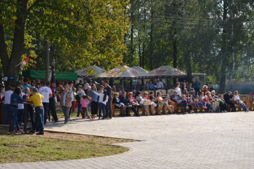 Фотосюжет: праздник поселка Колодищи состоялся на главной площади Культурно-спортивного центра 