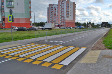 Как проходит обустройство дороги возле многоэтажек по улице Тюленина в Колодищах