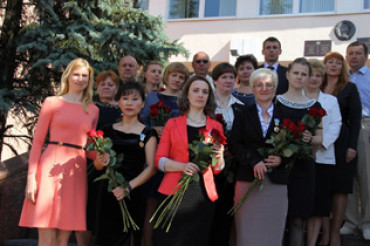 Многодетных матерей поздравили в Минском райисполкоме, одна из них жительница Колодищ