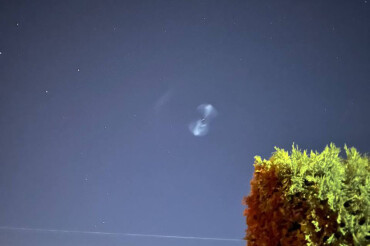 Полет ракеты "Ариан-6" наблюдали и в Колодищах. Фото от подписчицы