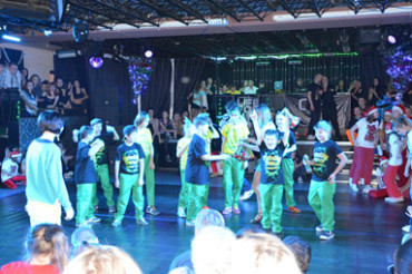 Ученики школы танцев FDS в Колодищах выступили на Новогодней вечеринке в столичном клубе "Центр" 
