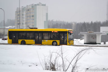 Житель сообщил в Миноблисполком об отклонениях в расписании автобусов и заваленные снегом остановки