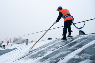 Памятка о соблюдении охраны труда при проведении работ по очистке крыш от снега и льда