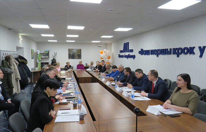 Представители МНС и ФСЗН рассказали об изменениях для малого бизнеса в 2023 году. Видео семинара в Колодищах