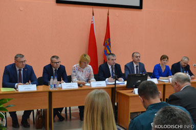 В Колодищах состоялась встреча руководства Минрайисполкома с населением