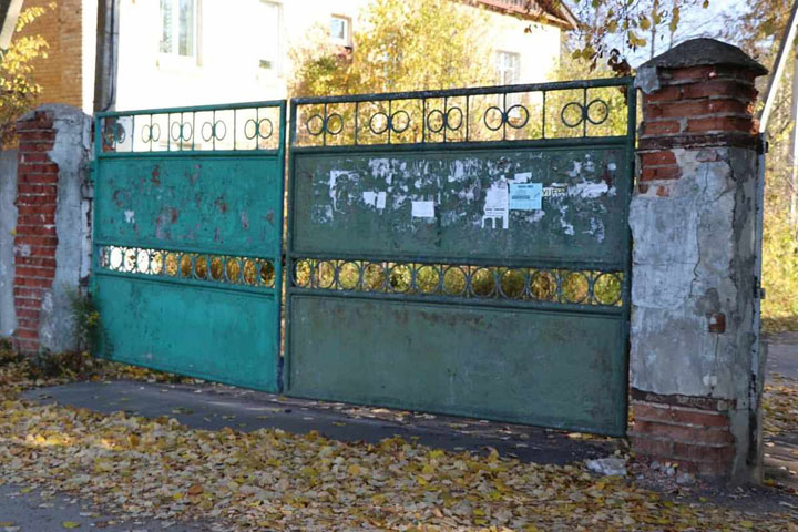 Жители Юхновки пожаловались в СМИ на запущенность населенного пункта