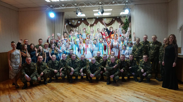 Фотоотчет с концерта "Во славу Отечества" в Колодищанском ДК