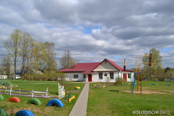 Депутаты передали свою премию на нужды Городищанской начальной школы