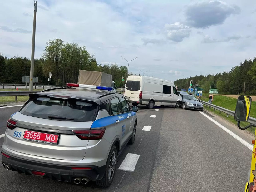 На светофоре возле Жукова луга столкнулись 4 автомобиля