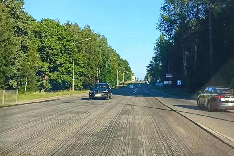 На&nbsp;выезде из агрогородка Колодищи к трассе М2 обновят дорожное покрытие