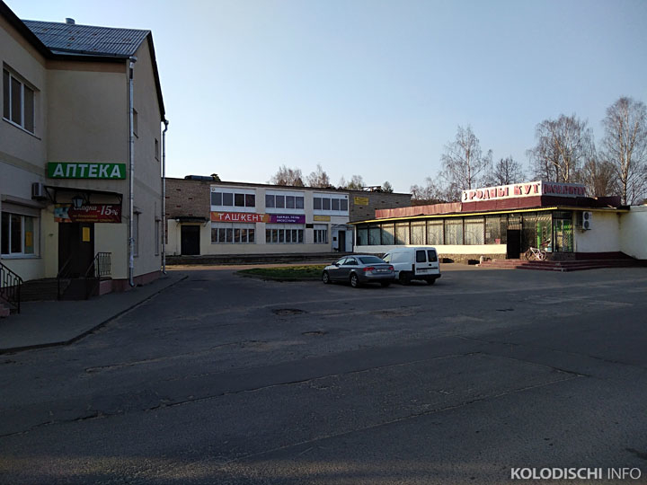 Фотофакт: в Колодищах готовится к открытию магазин "Ташкент"