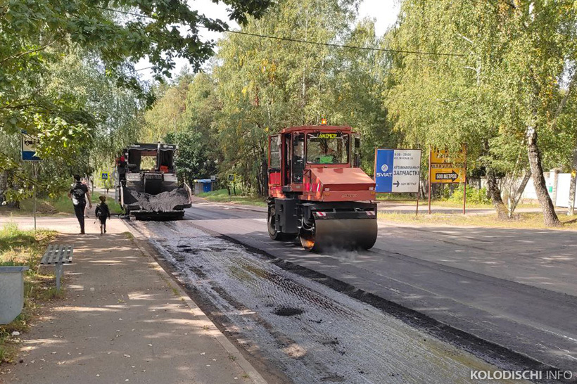 В Колодищах возобновили асфальтирование улицы Минская