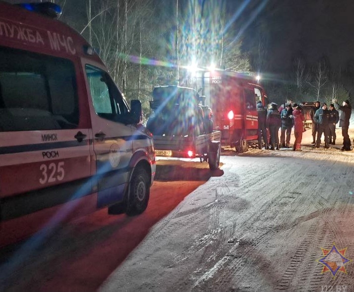 В лесу возле д. Жуков луг потерялись трое подростков, понадобилась помощь спасателей
