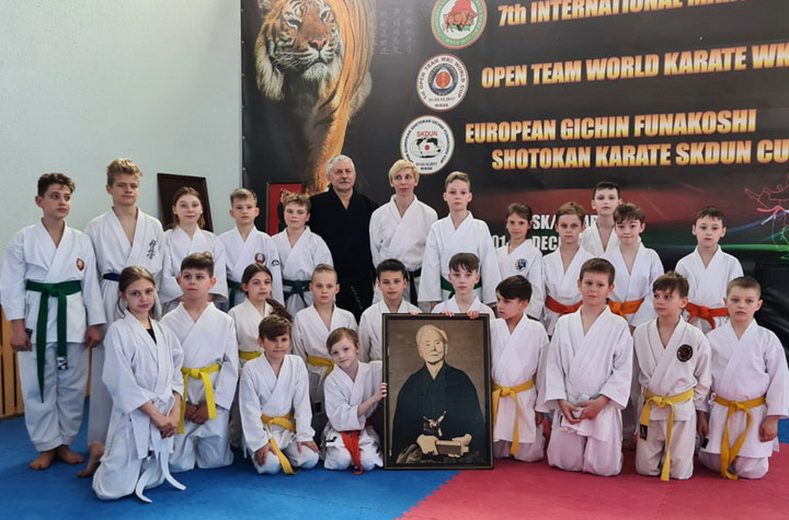 Новые вершины колодищанского детского клуба каратэ "Барс"