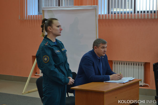 МЧС и сельисполком провели собрание с председателями садовых товариществ в Колодищах