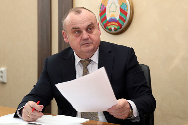 Когда планируют провести метро в Колодищи пытался выяснить мужчина, дозвонившийся в Миноблисполком